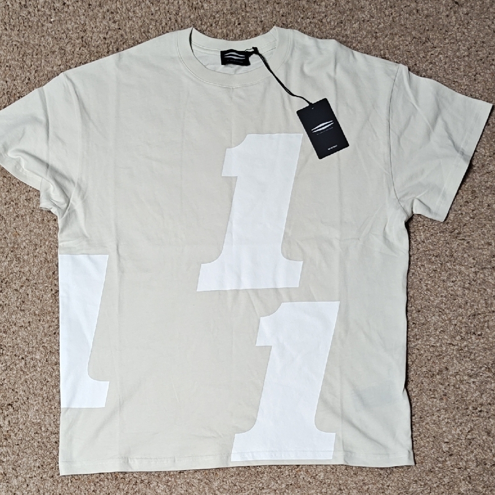 Men's Beige Graphic T-Shirt
